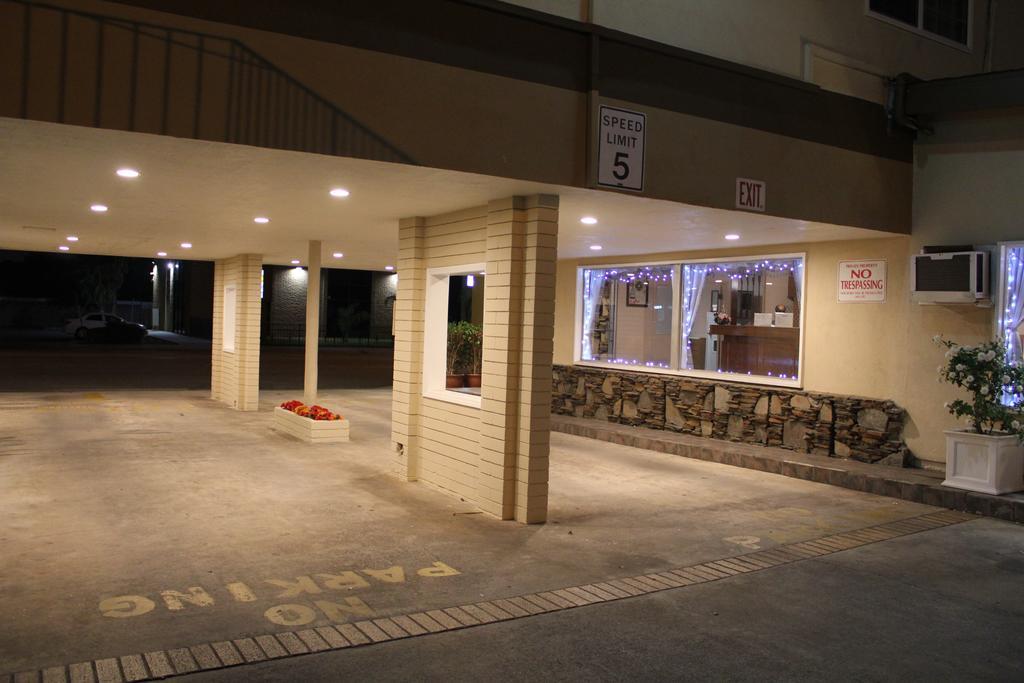 Grand Inn フラートン エクステリア 写真