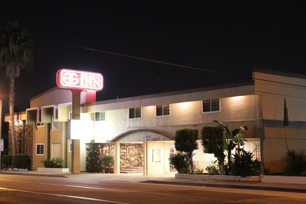 Grand Inn フラートン エクステリア 写真